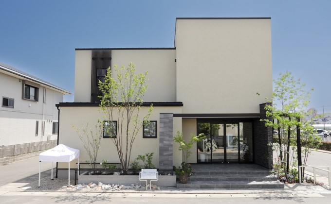 ハロウス RSKバラ園展示場